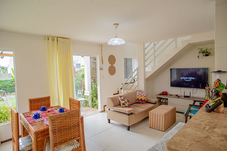 Casa em condominio 2 quartos,cozinha, sala.