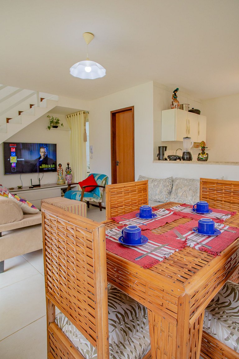 Casa em condominio 2 quartos,cozinha, sala.