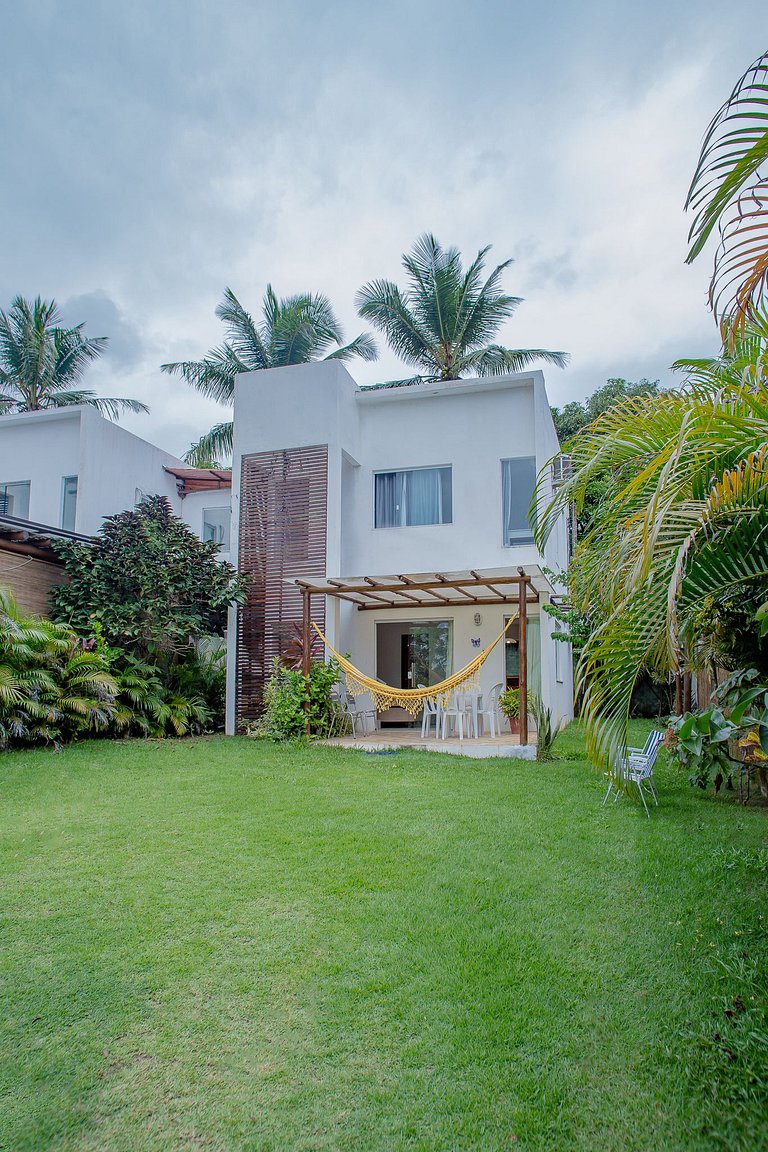 Casa em condominio 2 quartos,cozinha, sala.