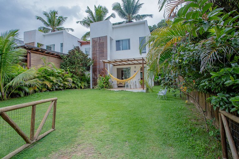 Casa em condominio 2 quartos,cozinha, sala.